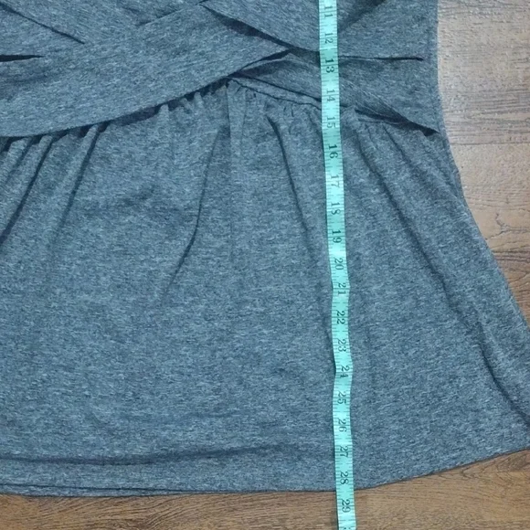 SHEIN Heather Gray Short Sleeve Top - Picture 8 of 10